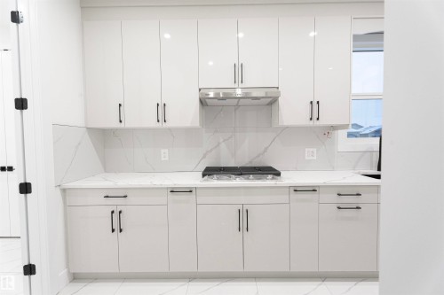 3820 42 Avenue, Beaumont, AB - Indoor Photo Showing Kitchen