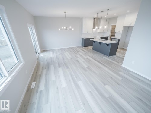 17624 4 Street, Edmonton, AB - Indoor