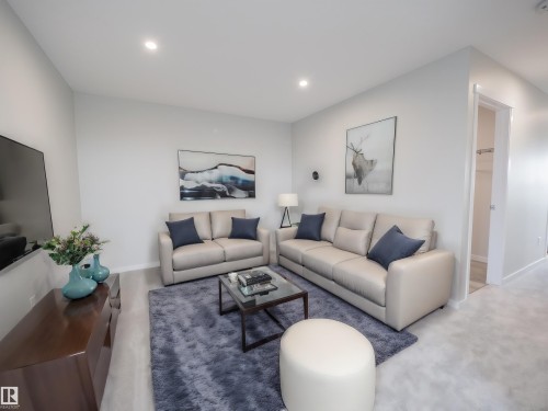 17624 4 Street, Edmonton, AB - Indoor Photo Showing Living Room
