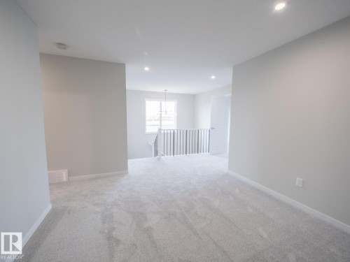17624 4 Street, Edmonton, AB - Indoor Photo Showing Other Room