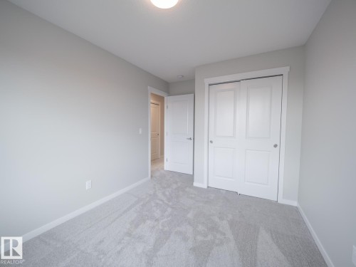 17624 4 Street, Edmonton, AB - Indoor Photo Showing Other Room