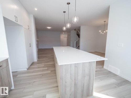 17527 7 Street, Edmonton, AB - Indoor