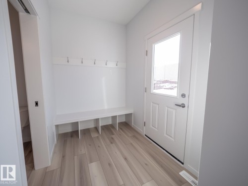 17527 7 Street, Edmonton, AB - Indoor Photo Showing Other Room