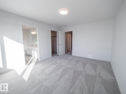 17527 7 Street, Edmonton, AB - Indoor Photo Showing Other Room