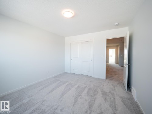 17527 7 Street, Edmonton, AB - Indoor Photo Showing Other Room