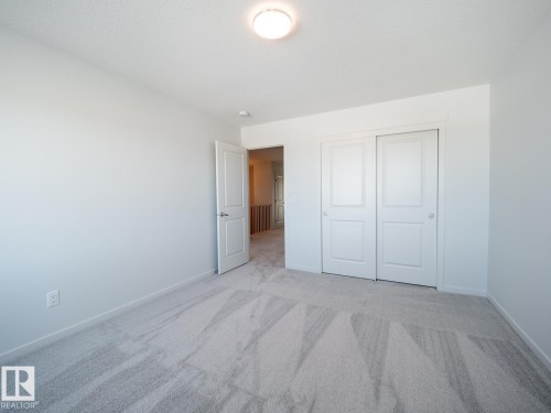 17527 7 Street, Edmonton, AB - Indoor Photo Showing Other Room