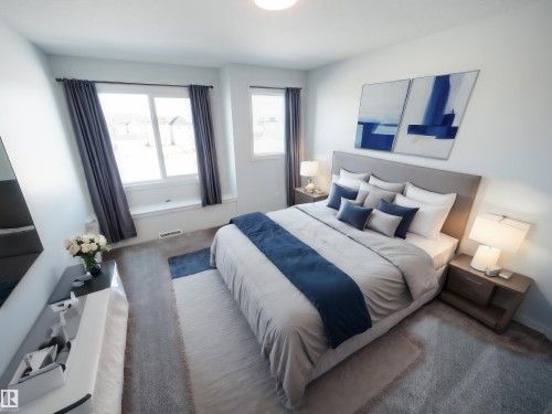 17527 7 Street, Edmonton, AB - Indoor Photo Showing Bedroom