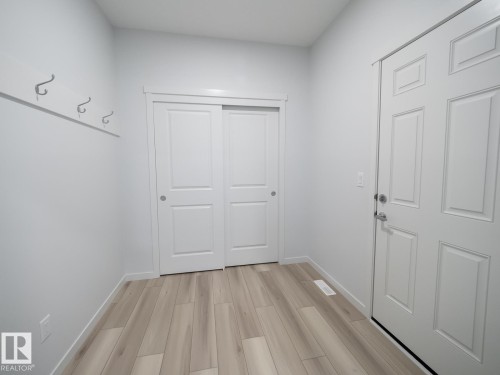 17527 7 Street, Edmonton, AB - Indoor Photo Showing Other Room