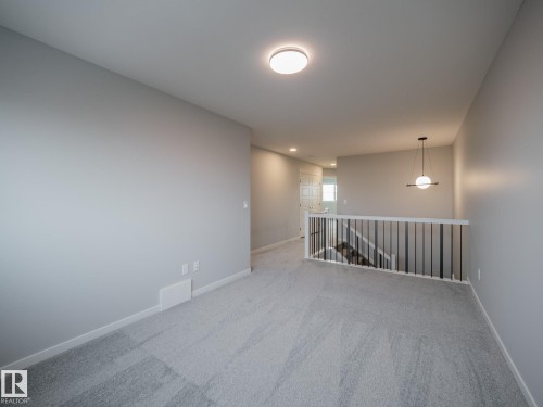346 172 Avenue, Edmonton, AB - Indoor Photo Showing Other Room