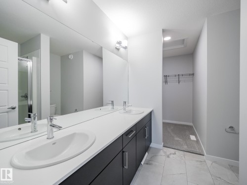 346 172 Avenue, Edmonton, AB - Indoor Photo Showing Bathroom