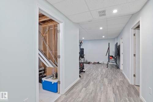 106 Hilldowns Drive, Spruce Grove, AB - Indoor