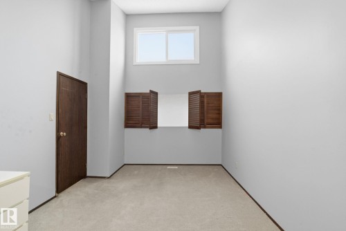 1 2020 105 Street, Edmonton, AB - Indoor Photo Showing Other Room