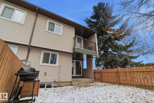 1 2020 105 Street, Edmonton, AB - Outdoor