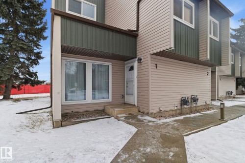 1 2020 105 Street, Edmonton, AB - Outdoor With Exterior