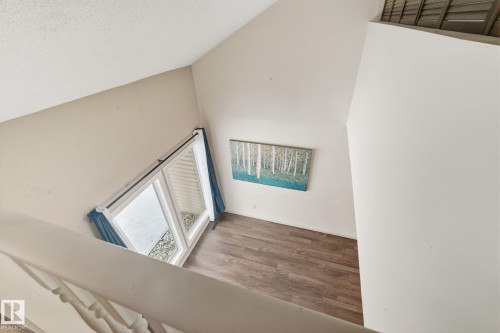 1 2020 105 Street, Edmonton, AB - Indoor Photo Showing Other Room