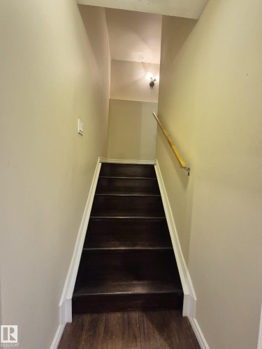 8361 Shaske Crescent, Edmonton, AB - Indoor Photo Showing Other Room