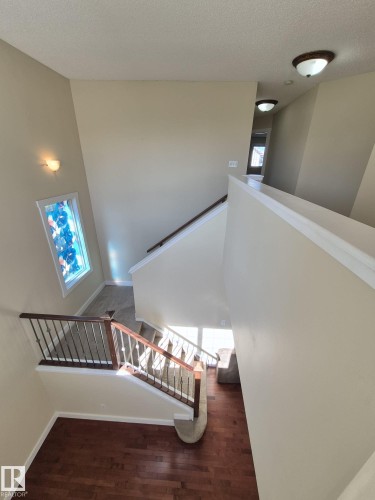 8361 Shaske Crescent, Edmonton, AB - Indoor Photo Showing Other Room