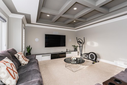 2410 Ashcraft Crescent, Edmonton, AB - Indoor Photo Showing Living Room