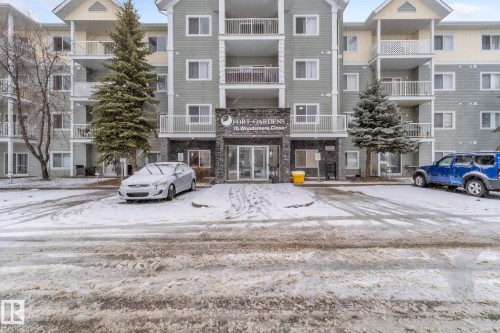 124 70 WOODSMERE Close  Fort Saskatchewan, AB T8L 4R8