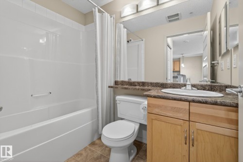 310 6070 Schonsee Way, Edmonton, AB - Indoor Photo Showing Bathroom