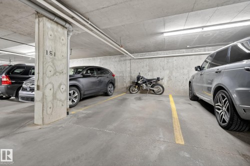 310 6070 Schonsee Way, Edmonton, AB - Indoor Photo Showing Garage