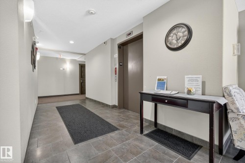310 6070 Schonsee Way, Edmonton, AB - Indoor Photo Showing Other Room