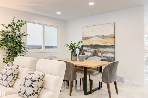 2712 41 Street, Edmonton, AB - Indoor Photo Showing Dining Room