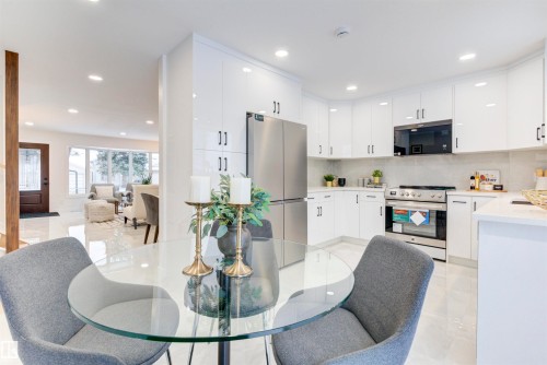 2712 41 Street, Edmonton, AB - Indoor