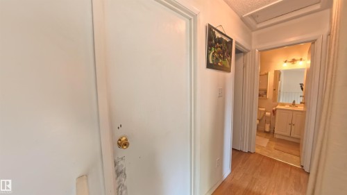 3122 142 Avenue, Edmonton, AB - Indoor Photo Showing Other Room