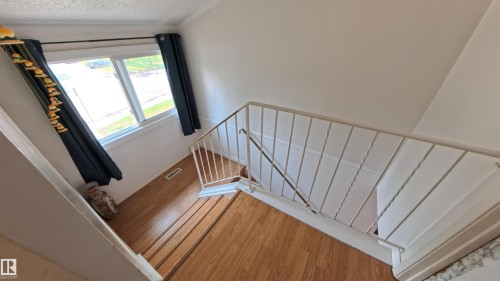 3122 142 Avenue, Edmonton, AB - Indoor Photo Showing Other Room