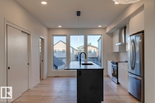 7539 Klapstein Link Link, Edmonton, AB 