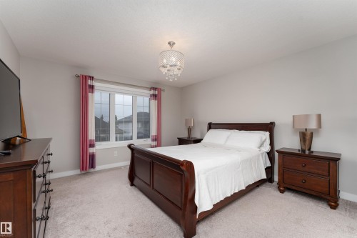 2504 Amerongen Crescent, Edmonton, AB - Indoor Photo Showing Bedroom