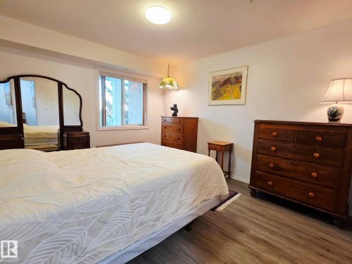 327 6703 172 Street, Edmonton, AB - Indoor Photo Showing Bedroom