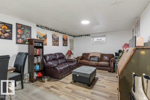 9 Mural Crescent, St. Albert, AB 