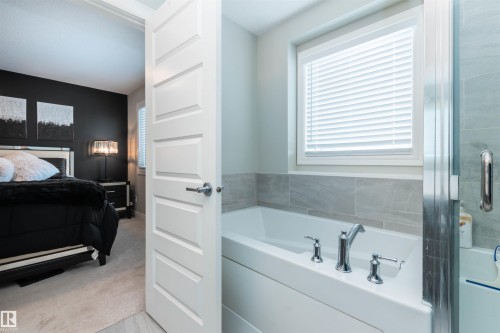 364 Savoy Crescent, Sherwood Park, AB - Indoor Photo Showing Bathroom