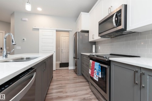 364 Savoy Crescent, Sherwood Park, AB - Indoor Photo Showing Kitchen With Double Sink With Upgraded Kitchen