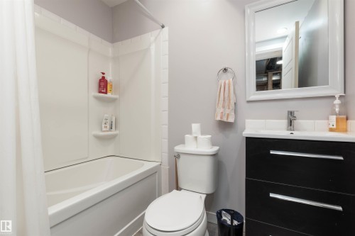 364 Savoy Crescent, Sherwood Park, AB - Indoor Photo Showing Bathroom