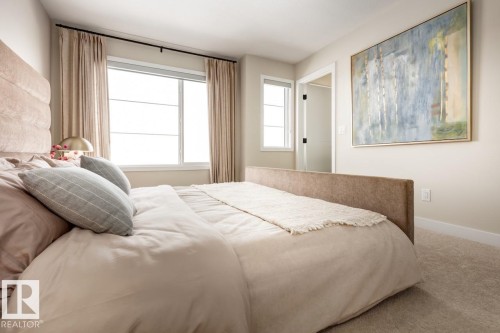 9 Cobblestone Gate, Spruce Grove, AB - Indoor Photo Showing Bedroom