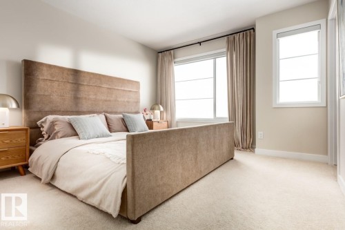 9 Cobblestone Gate, Spruce Grove, AB - Indoor Photo Showing Bedroom