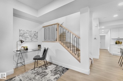 10404 70 Street, Edmonton, AB - Indoor Photo Showing Other Room