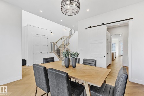 10404 70 Street, Edmonton, AB - Indoor Photo Showing Dining Room