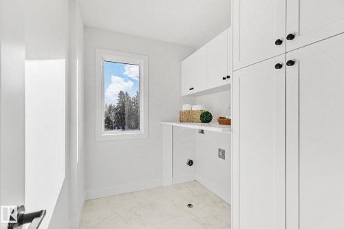 10404 70 Street, Edmonton, AB - Indoor Photo Showing Other Room