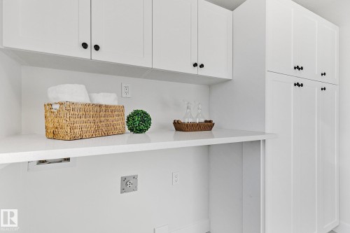 10404 70 Street, Edmonton, AB - Indoor Photo Showing Other Room