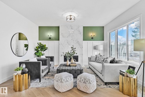 10404 70 Street, Edmonton, AB - Indoor Photo Showing Living Room