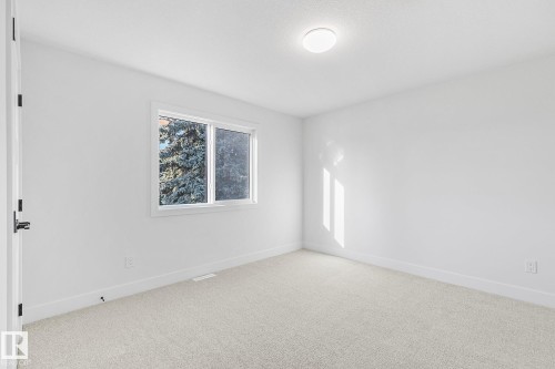 10404 70 Street, Edmonton, AB - Indoor Photo Showing Other Room