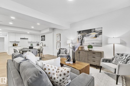 10404 70 Street, Edmonton, AB - Indoor Photo Showing Living Room