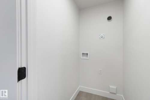10404 70 Street, Edmonton, AB - Indoor Photo Showing Other Room