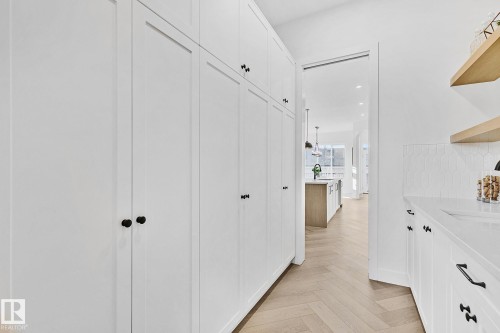 10404 70 Street, Edmonton, AB - Indoor Photo Showing Other Room