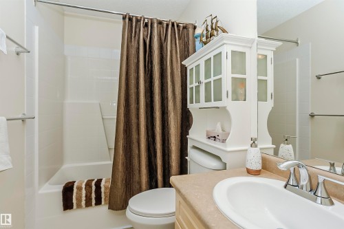 10105 105 Street, Morinville, AB - Indoor Photo Showing Bathroom