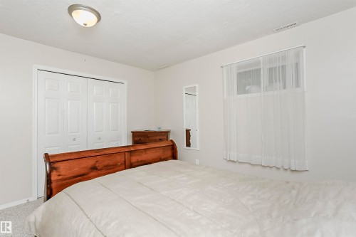 10105 105 Street, Morinville, AB - Indoor Photo Showing Bedroom